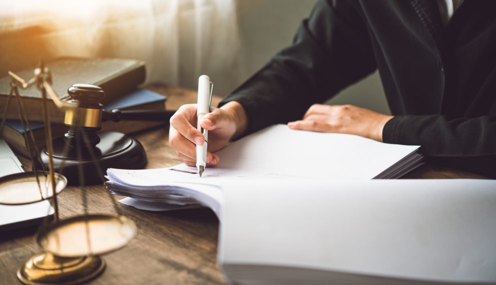 Crimes contra a vida competência no direito penal Crimes contra a vida competência no direito penal